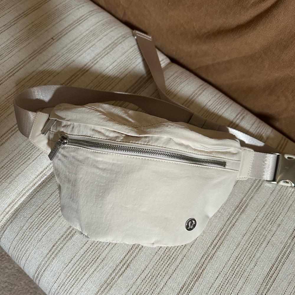 Lululemon Large Belt Bag